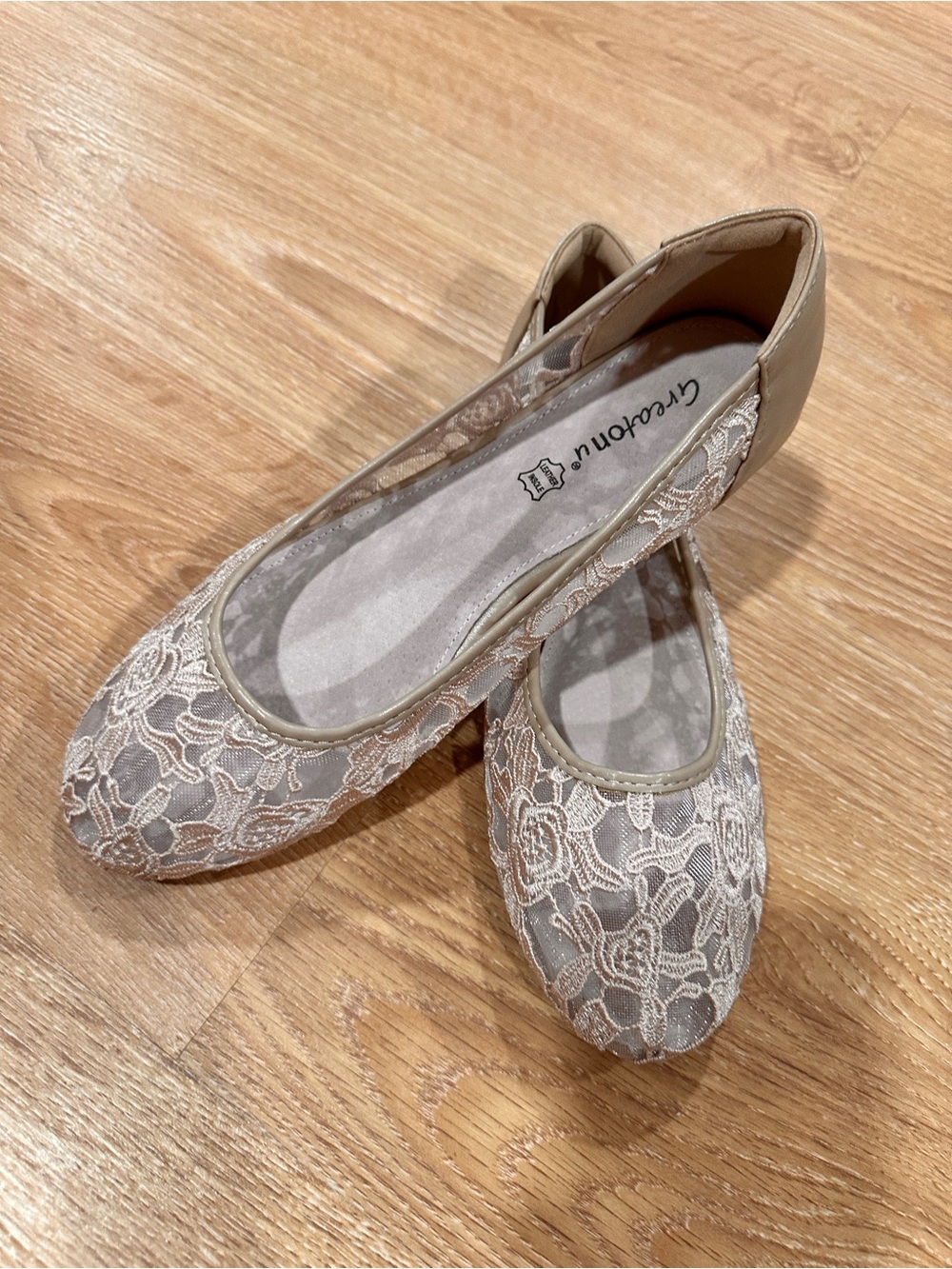 Greatonu Taupe Lace Slip-On Ballet Flats